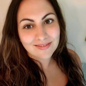 Meet your Posher, Cara